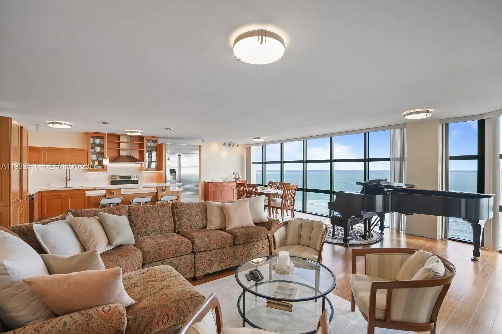 2 bedroom 2 bath Residential for sale at 6423 Collins Ave # 1005, Miami Beach FL 33141