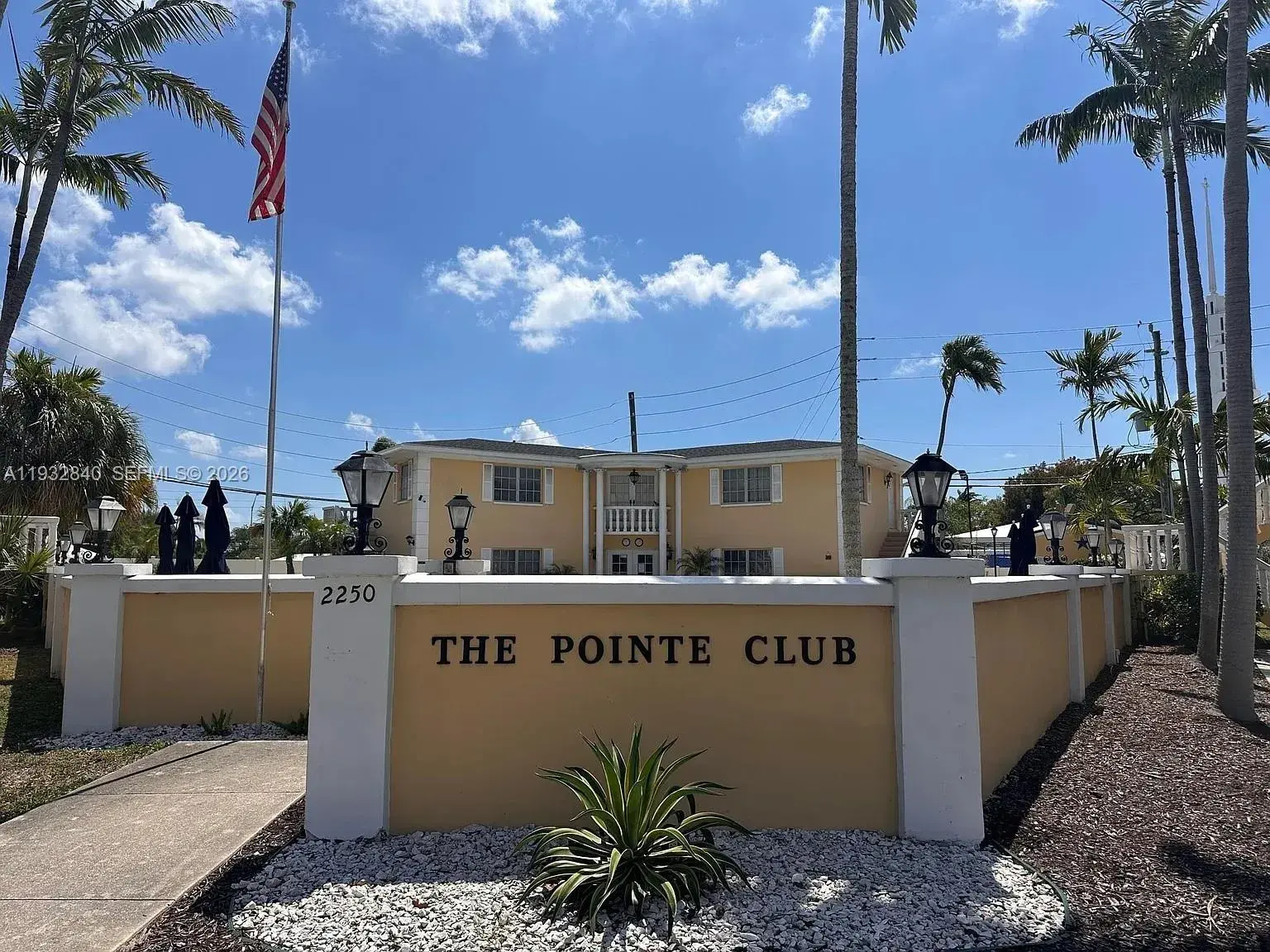 2 bedroom 2 bath Residential Lease for rent at 5800 NE 22nd Way # 508, Fort Lauderdale FL 33308