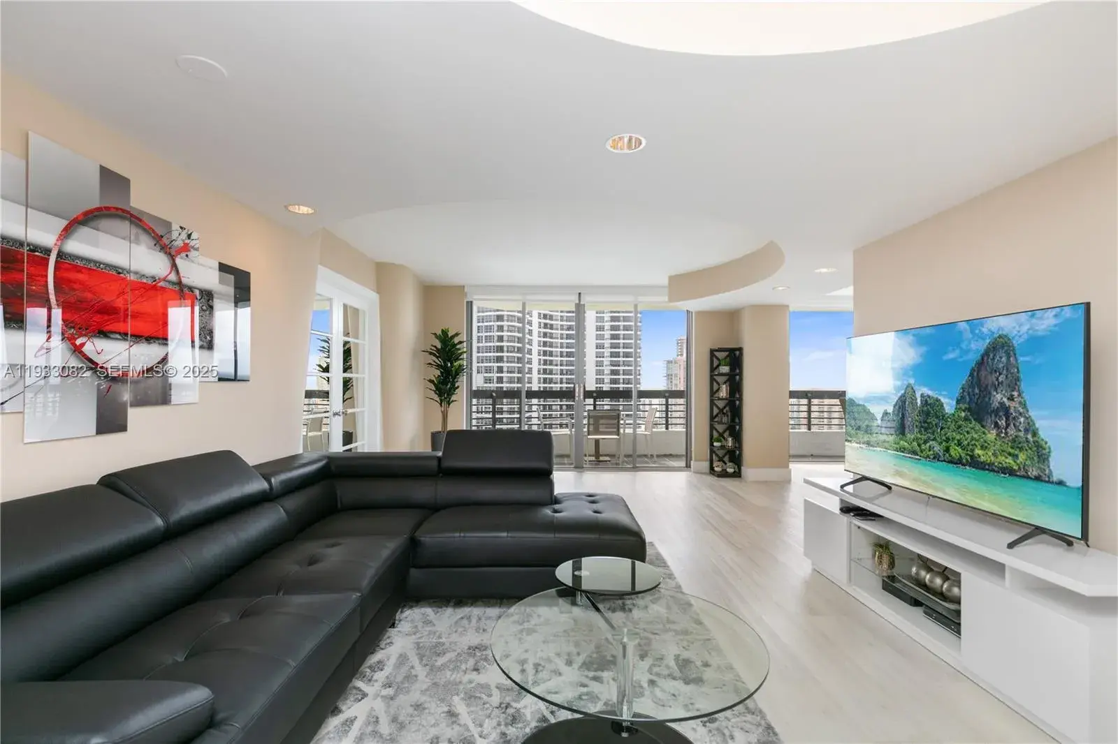 3500 Mystic Pointe Dr # 2603, Aventura FL 33180