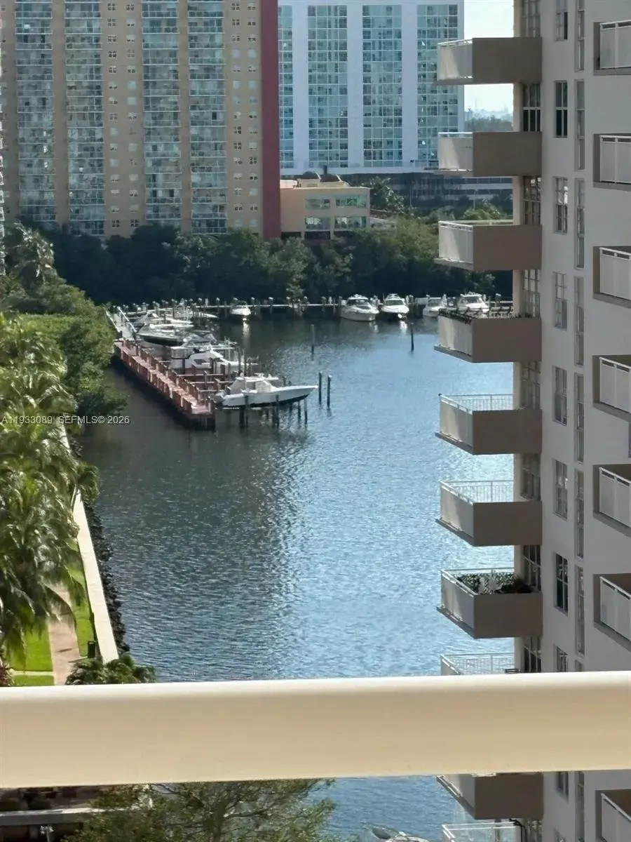 251 174th St # 1215, Sunny Isles Beach FL 33160