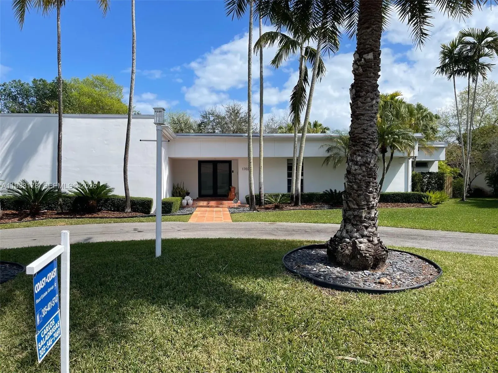 4 bedroom 2 bath Residential for sale at 17025 SW 80th Ct, Palmetto Bay FL 33157