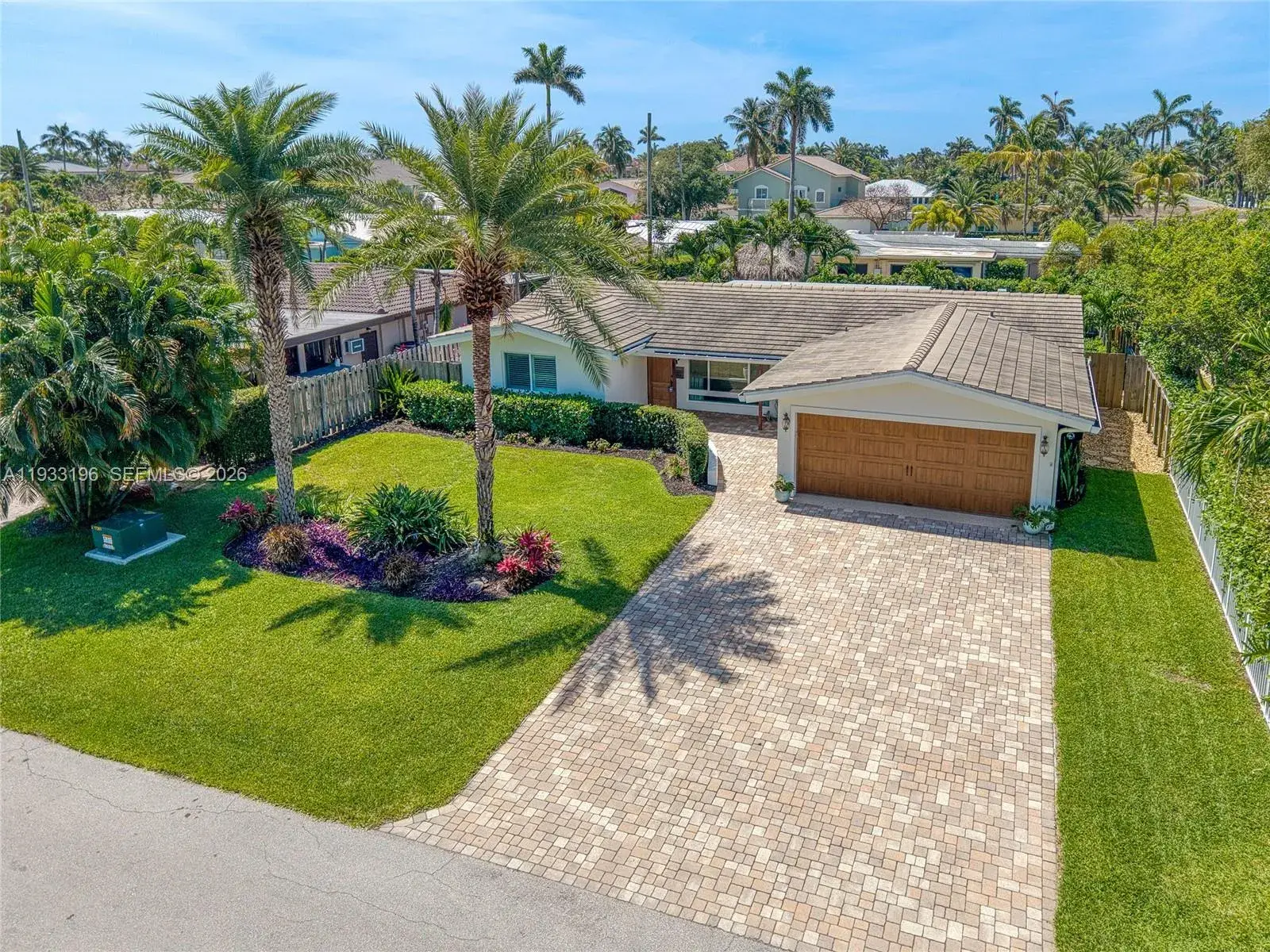 2832 NE 34th St, Lighthouse Point FL 33064