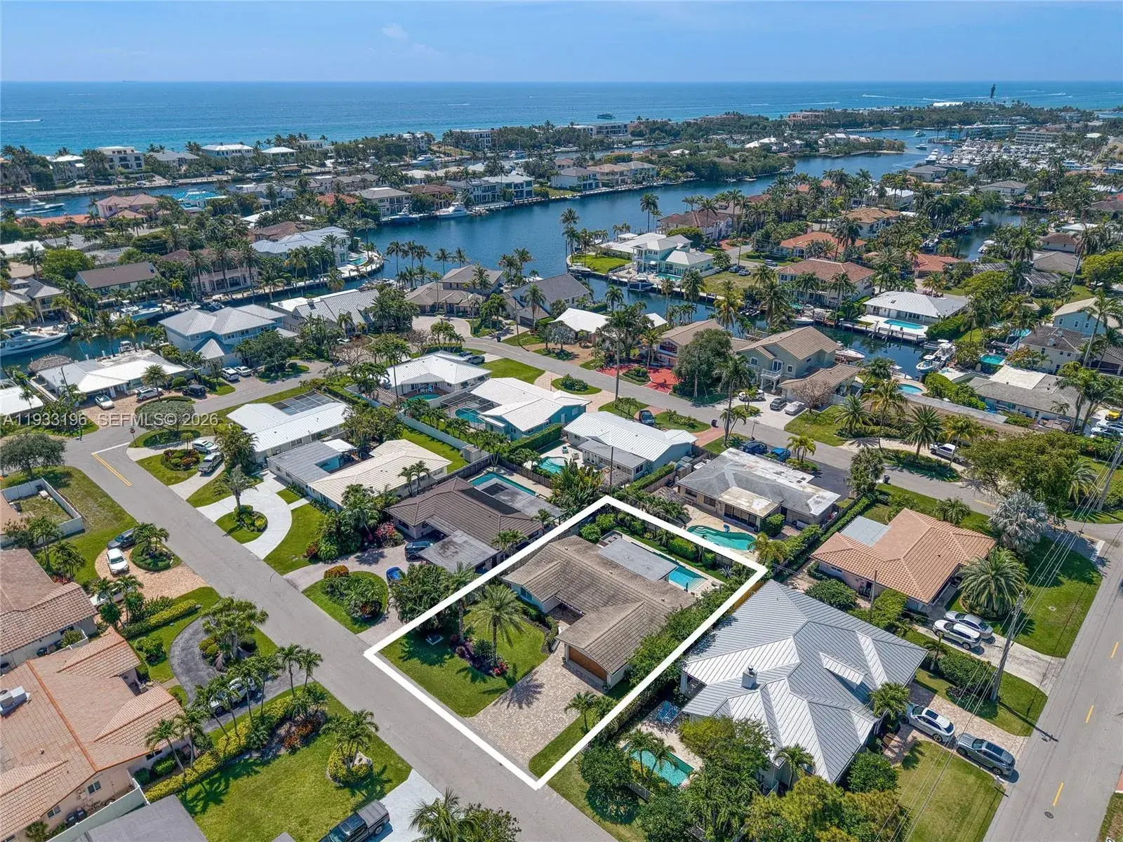 2832 NE 34th St, Lighthouse Point FL 33064