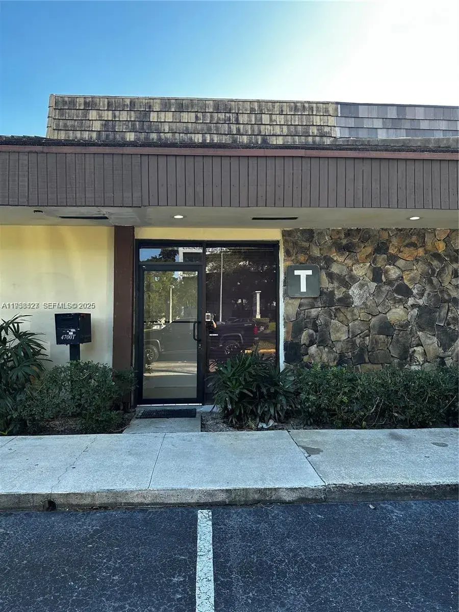 Commercial Sale for sale at 4700 Sheridan St # T, Hollywood FL 33021