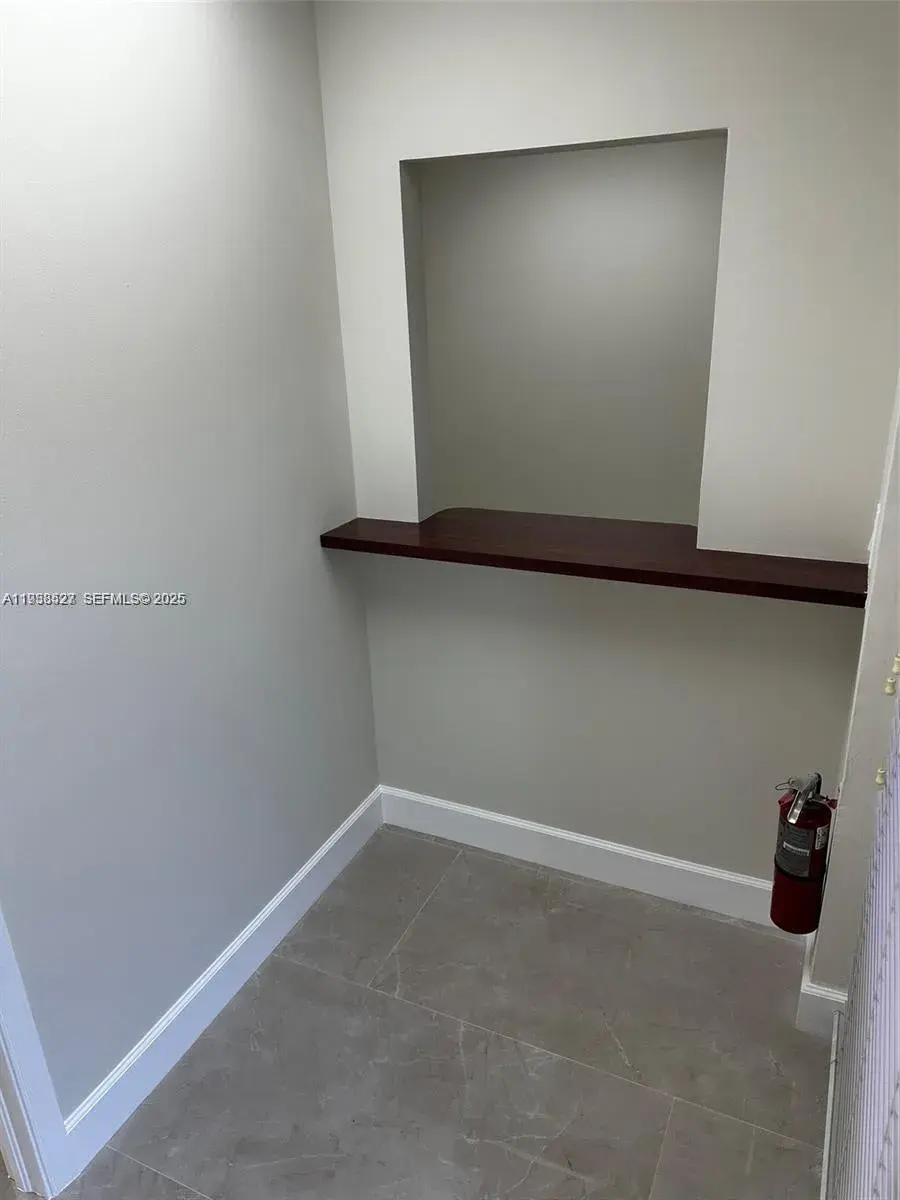 4700 Sheridan St # T, Hollywood FL 33021