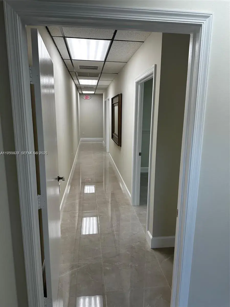 4700 Sheridan St # T, Hollywood FL 33021