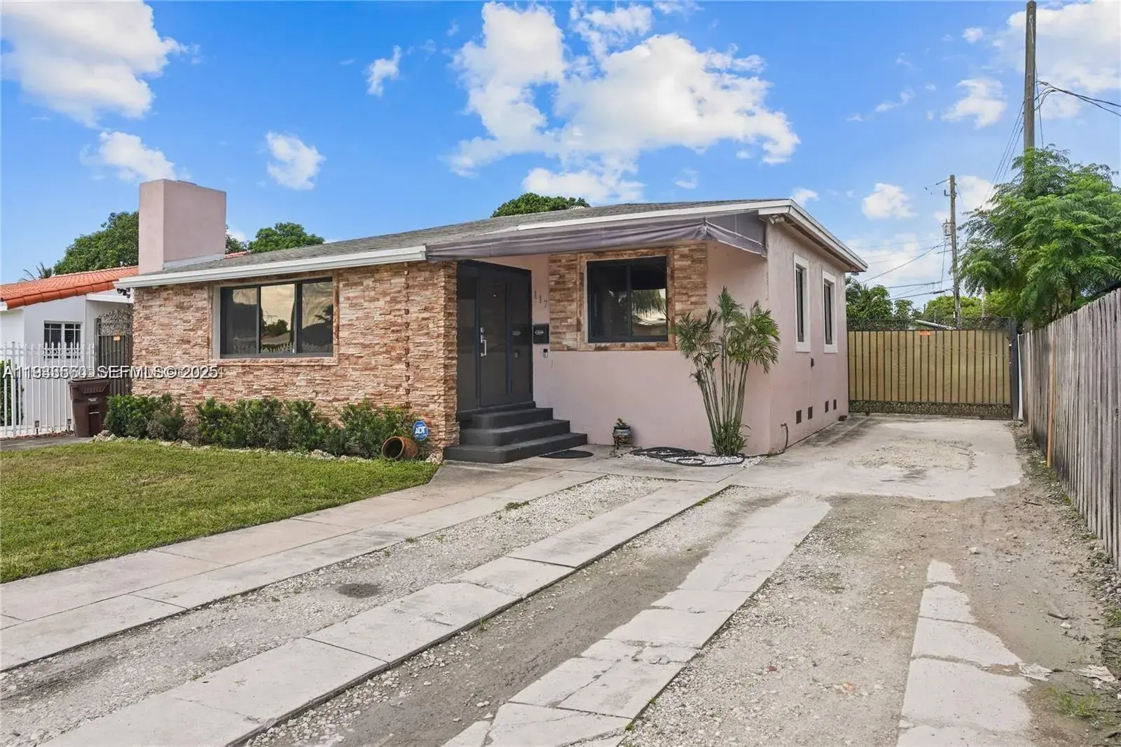 4 bedroom 1 bath Residential for sale at 117 W 34th St, Hialeah FL 33012