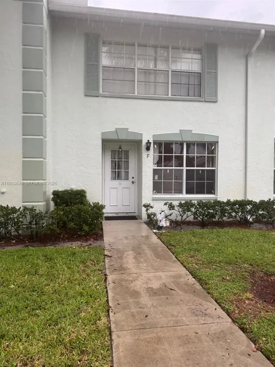 3714 Savoy Ln # F, West Palm Beach FL 33417