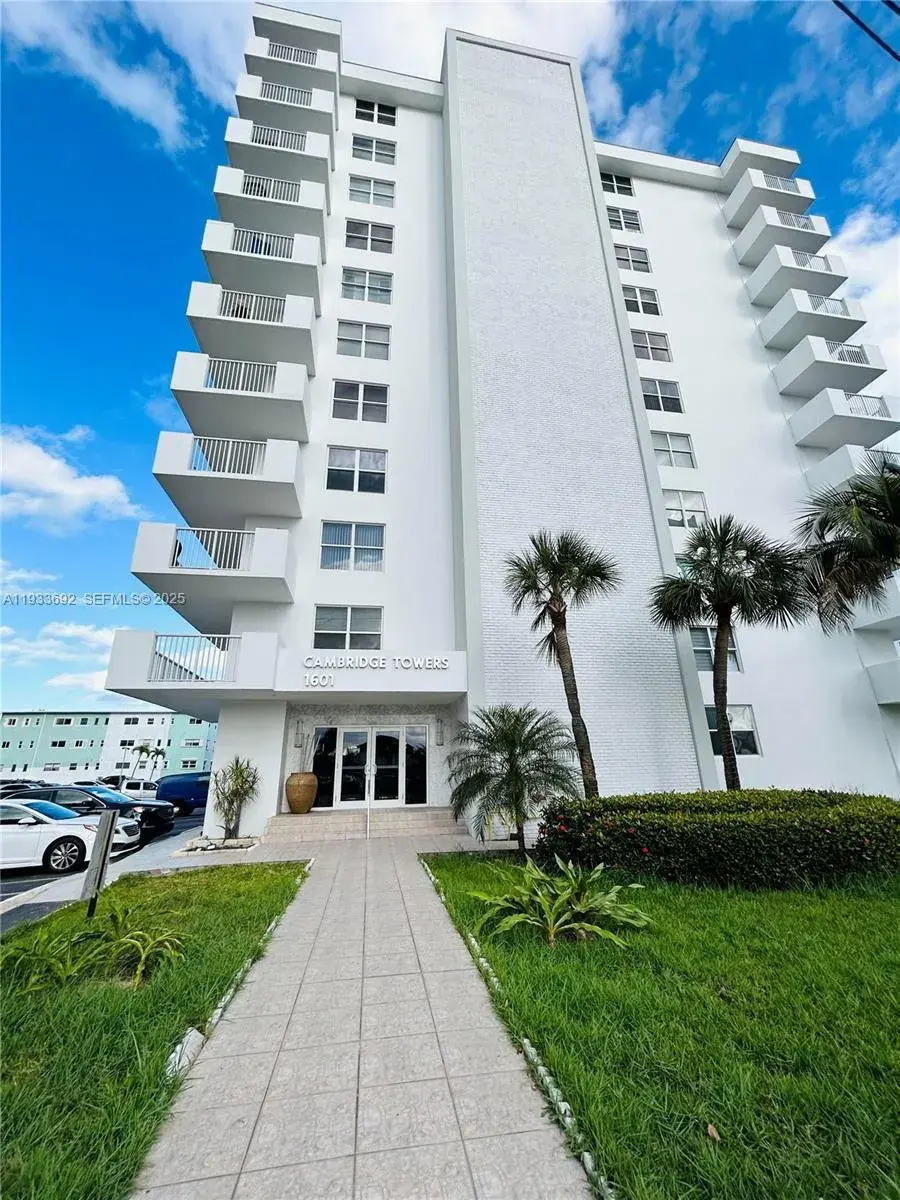 2 bedroom 2 bath Residential for sale at 1601 S Ocean Dr # 104, Hollywood FL 33019