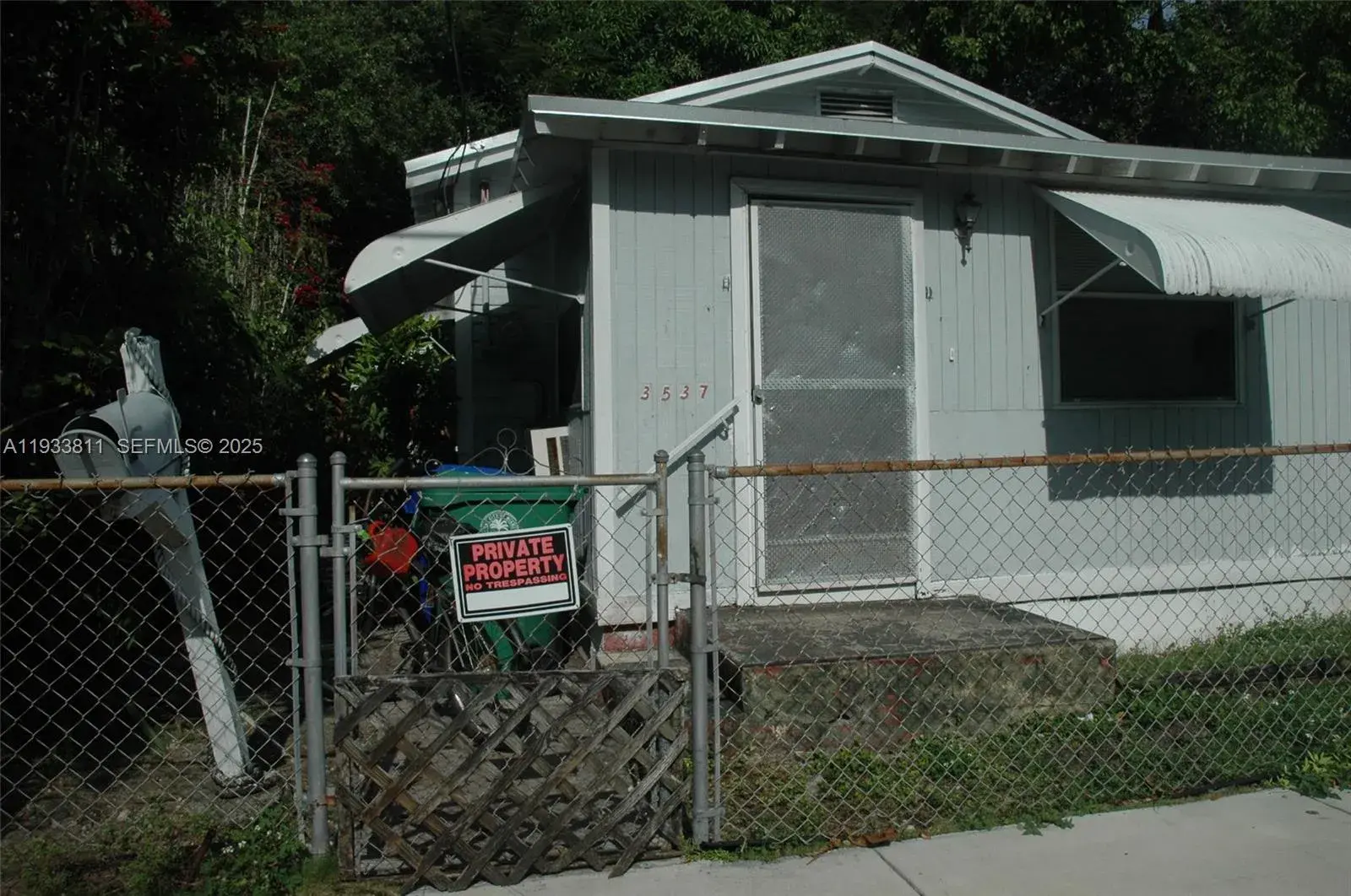 2 bedroom 1 bath Residential for sale at 3537 Charles Ave, Miami FL 33133
