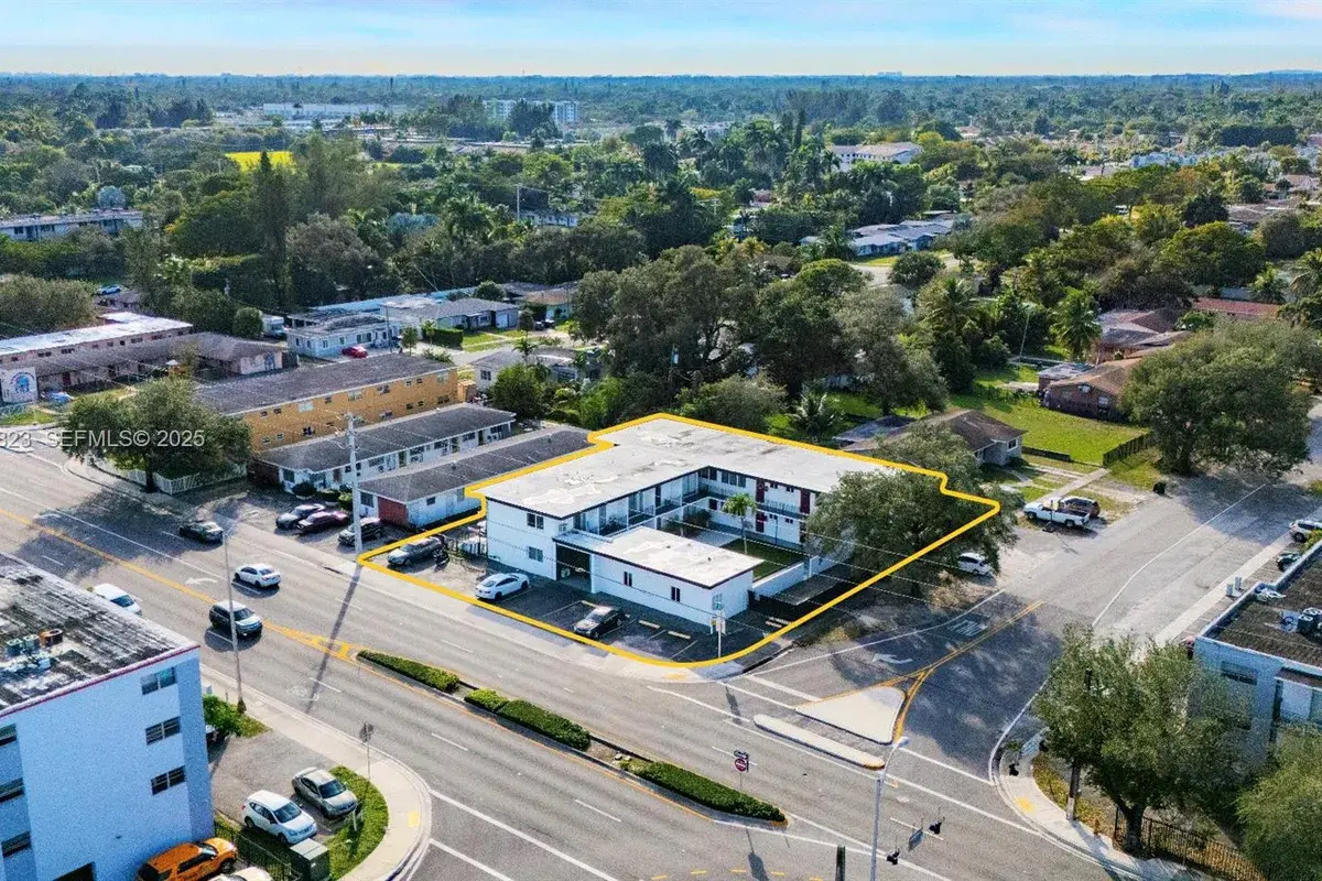 14280 NE 6th Ave, North Miami FL 33161