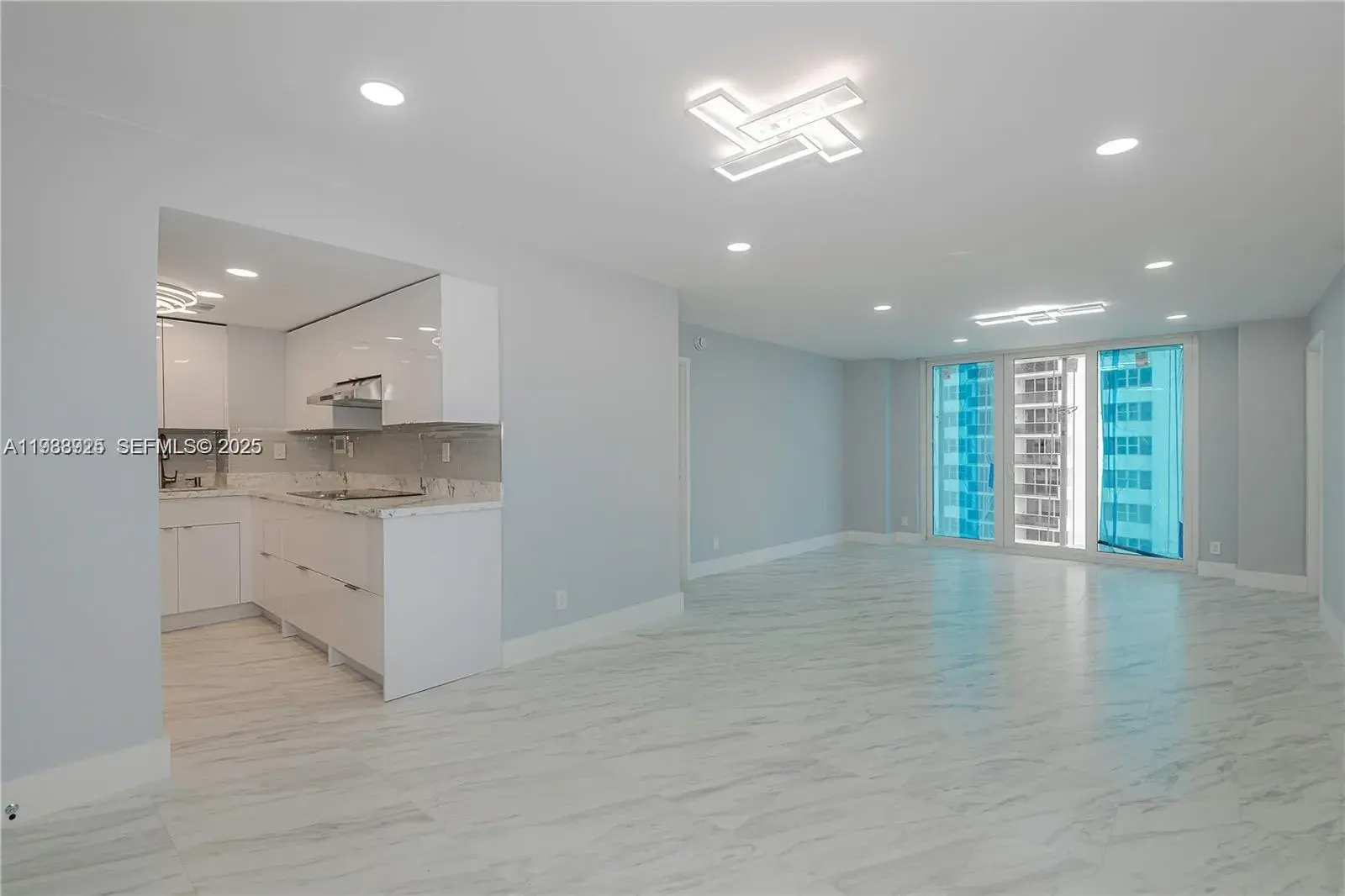 3180 S Ocean Dr # 706, Hallandale Beach FL 33009