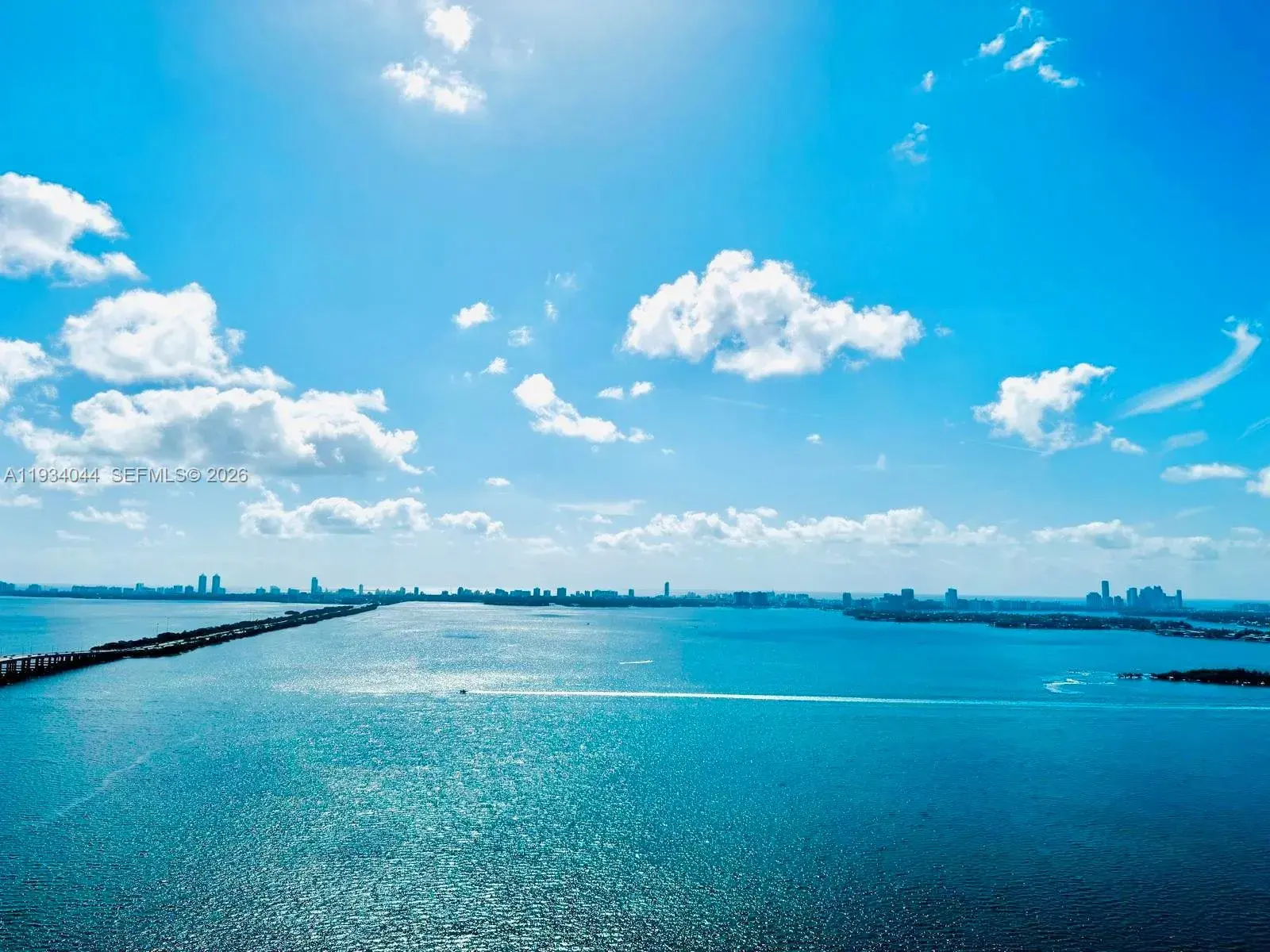 2 bedroom 3 bath Residential for sale at 480 NE 31st St # 3405, Miami FL 33137