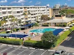 329 SE 3rd St # 502S, Hallandale Beach FL 33009