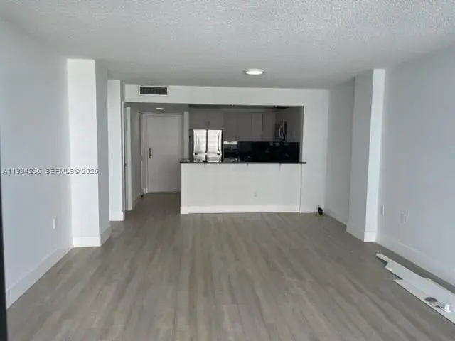 600 NE 36 ST # 1205, Miami FL 33137