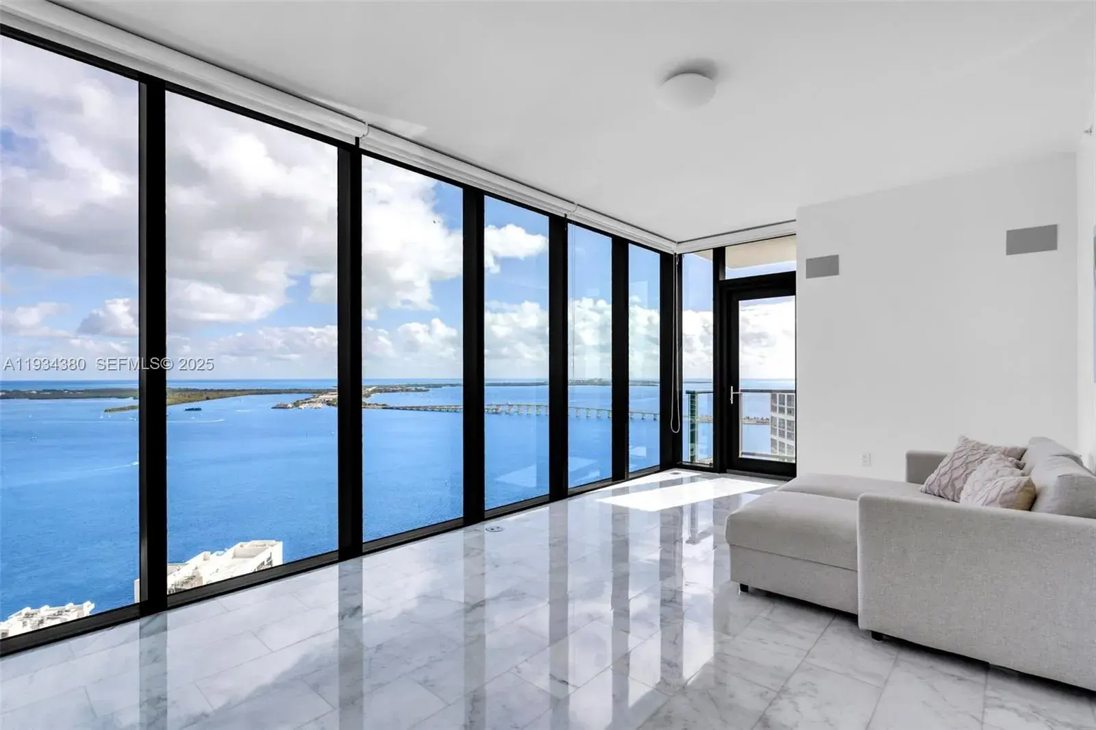 1451 Brickell Ave # 3702, Miami FL 33131