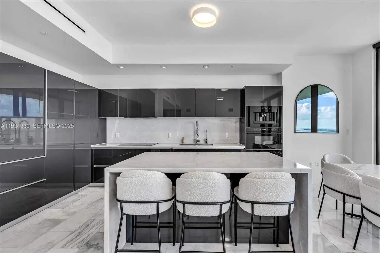 1451 Brickell Ave # 3702, Miami FL 33131
