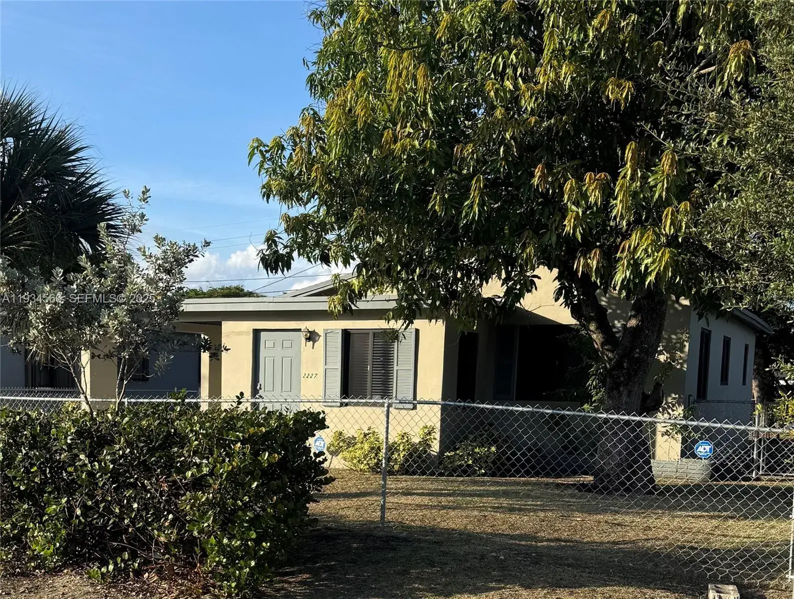 3 bedroom 1 bath Residential for sale at 2227 NW 9th Ct, Fort Lauderdale FL 33311