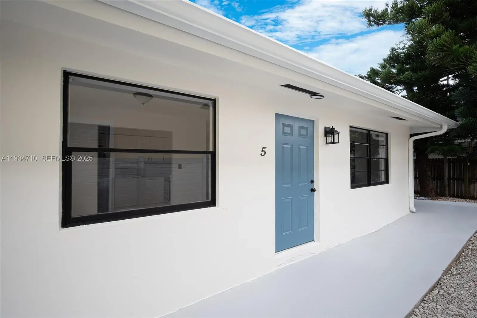 1204 NE 17th Way # 5, Fort Lauderdale FL 33304