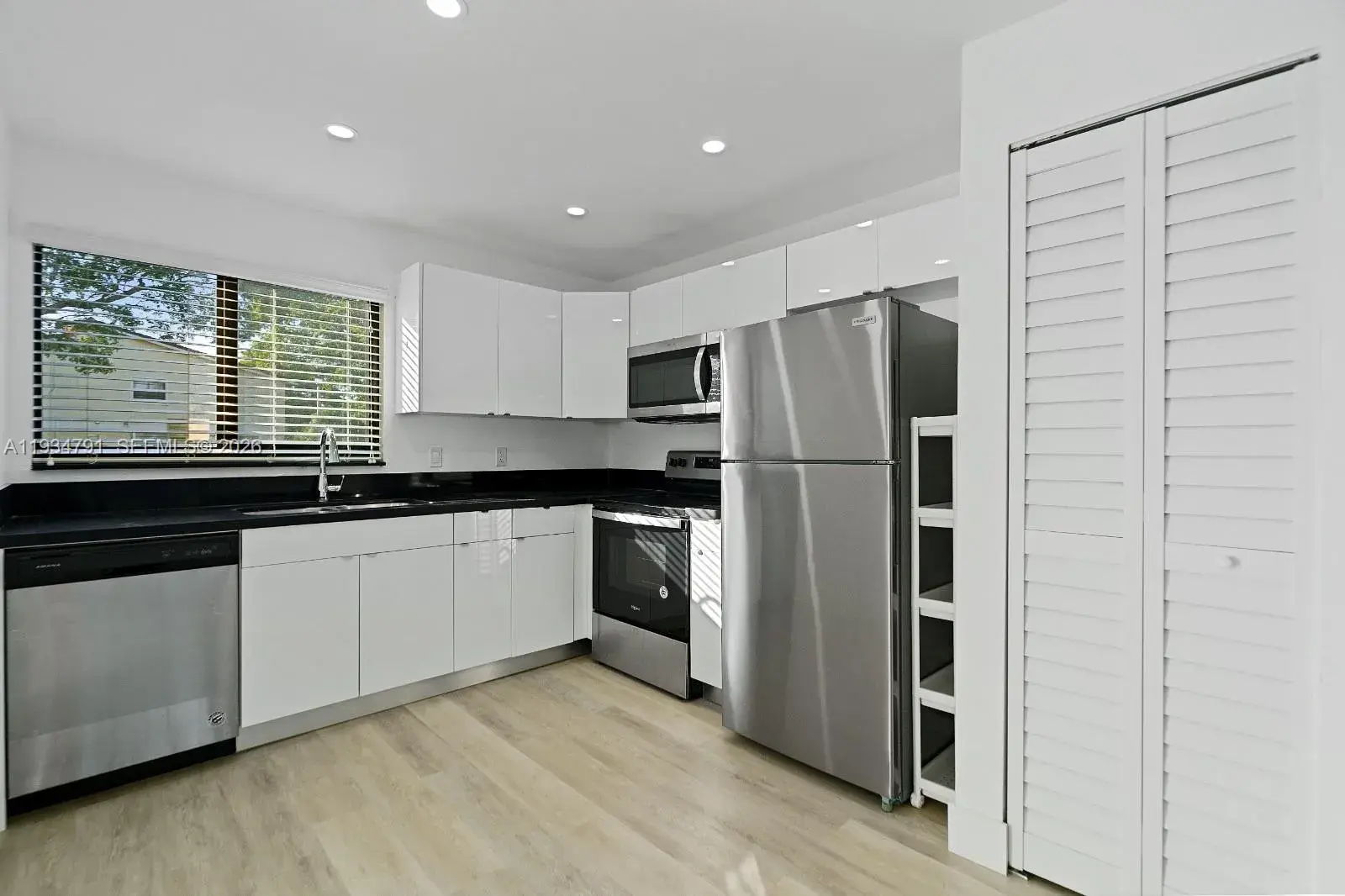 4311 NW 115th Ave, Coral Springs FL 33065