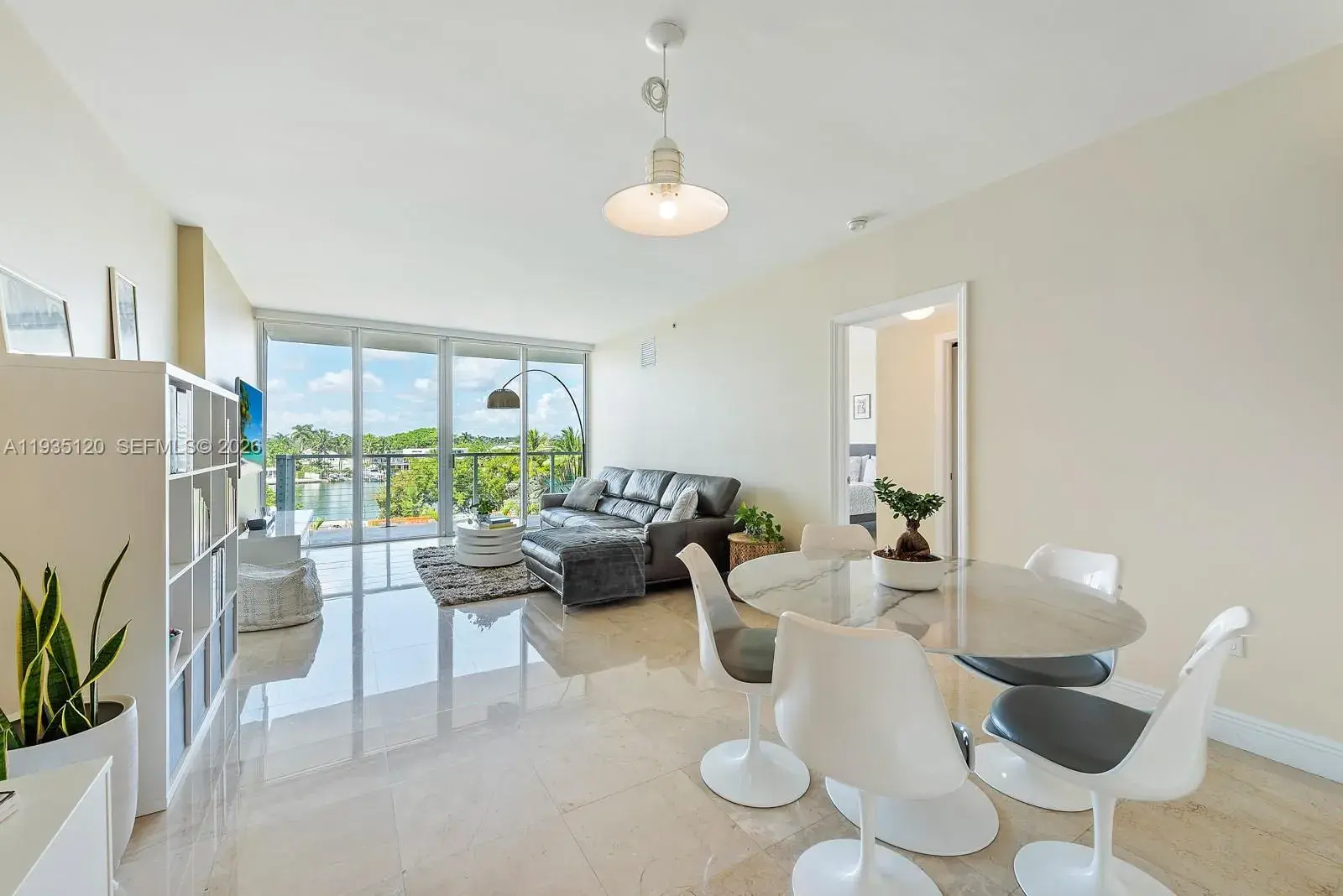 2 bedroom 2 bath for sale at 6305 Indian Creek Dr # 4D, Miami Beach FL 33141
