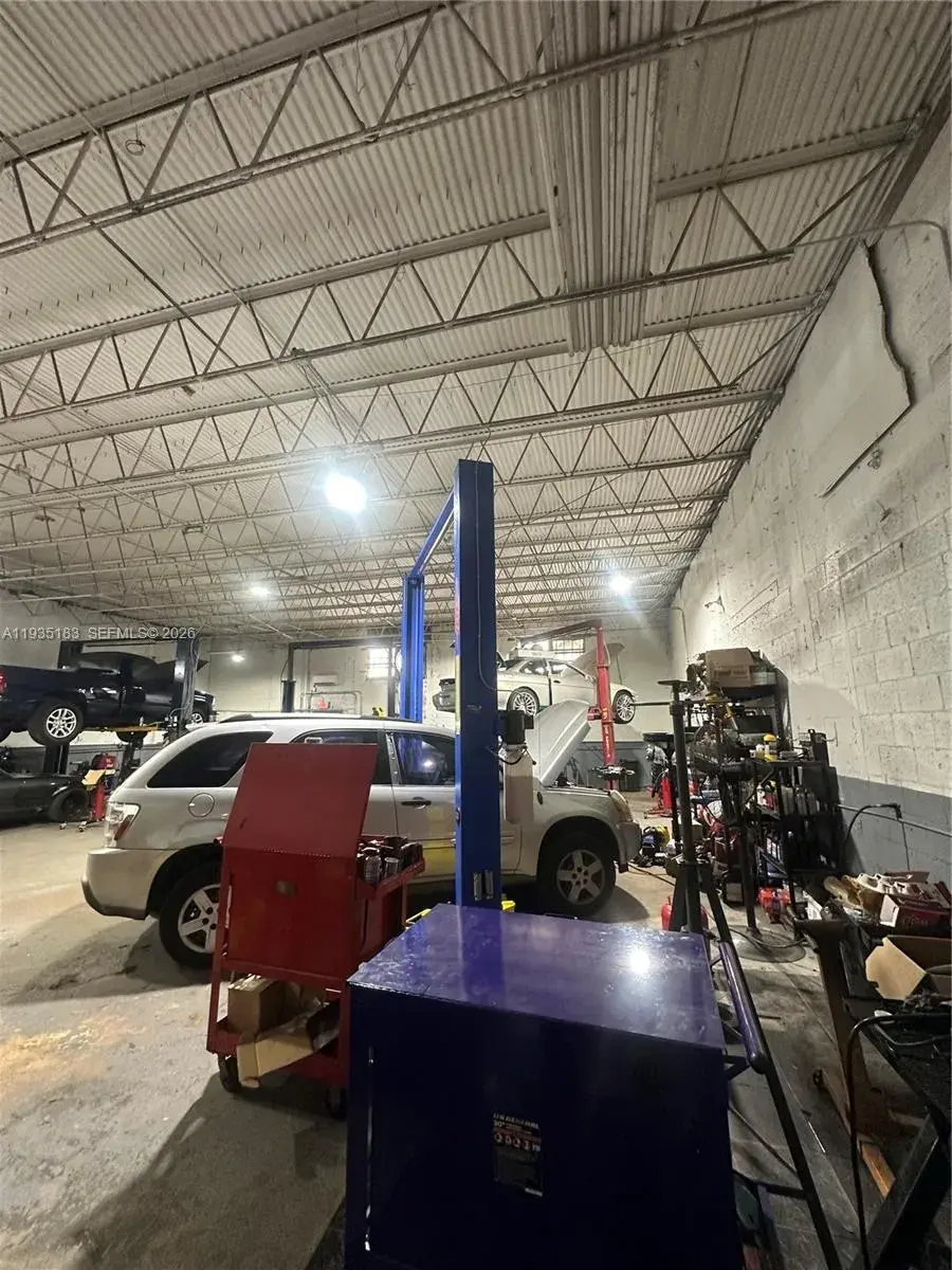 Commercial Sale for sale at 5755 Funston St, Hollywood FL 33023
