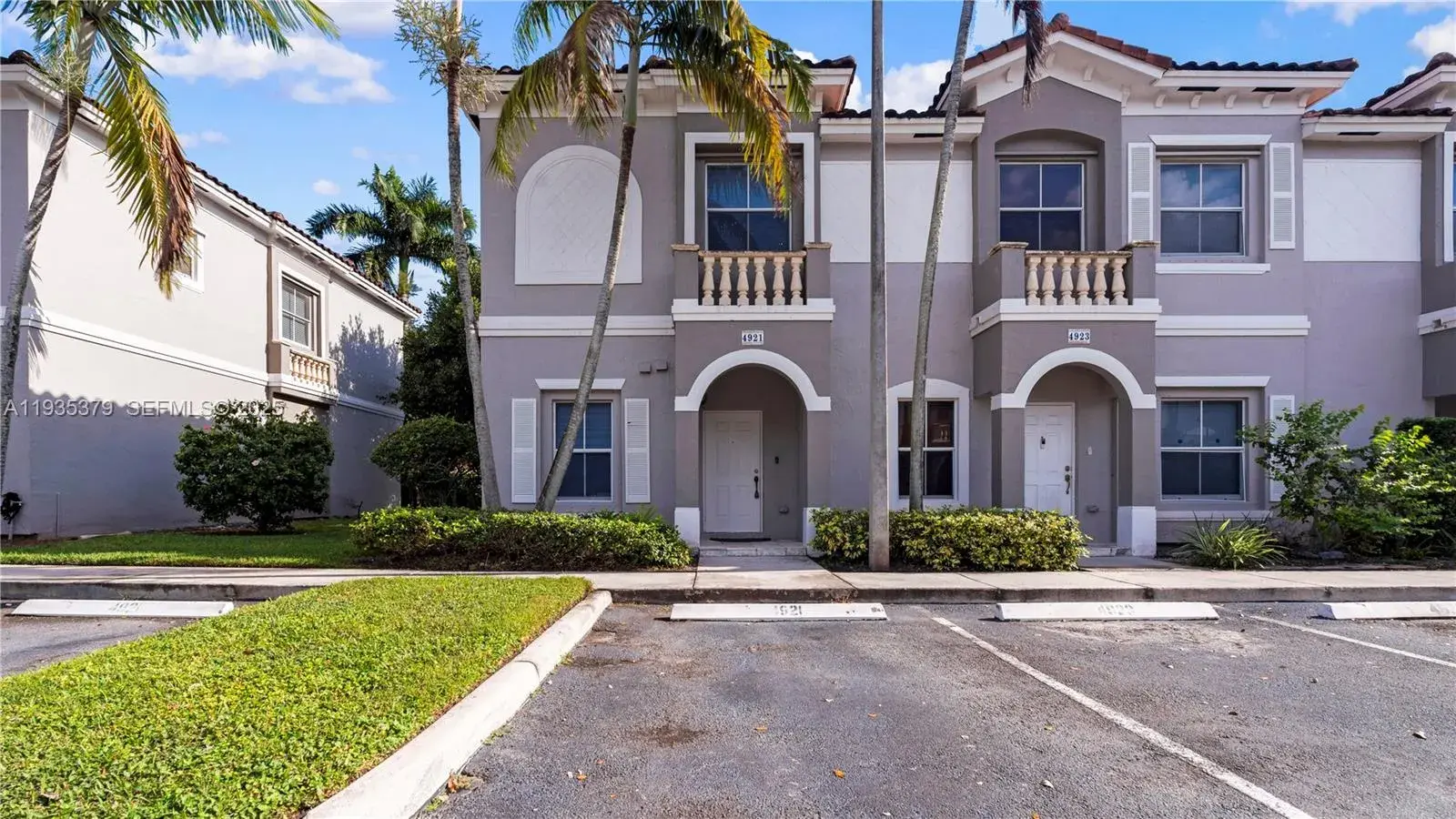 3 bedroom 2 bath Residential for sale at 4921 SW 140th Ter # 1, Miramar FL 33027