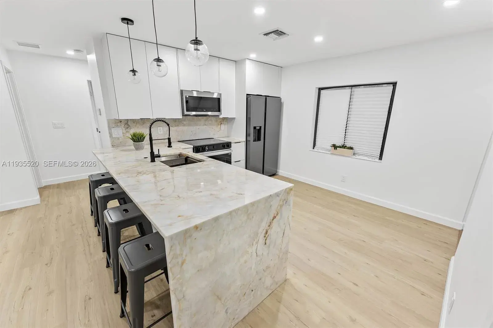 3 bedroom 2 bath Residential for sale at 1101 SW 19th Ave, Fort Lauderdale FL 33312
