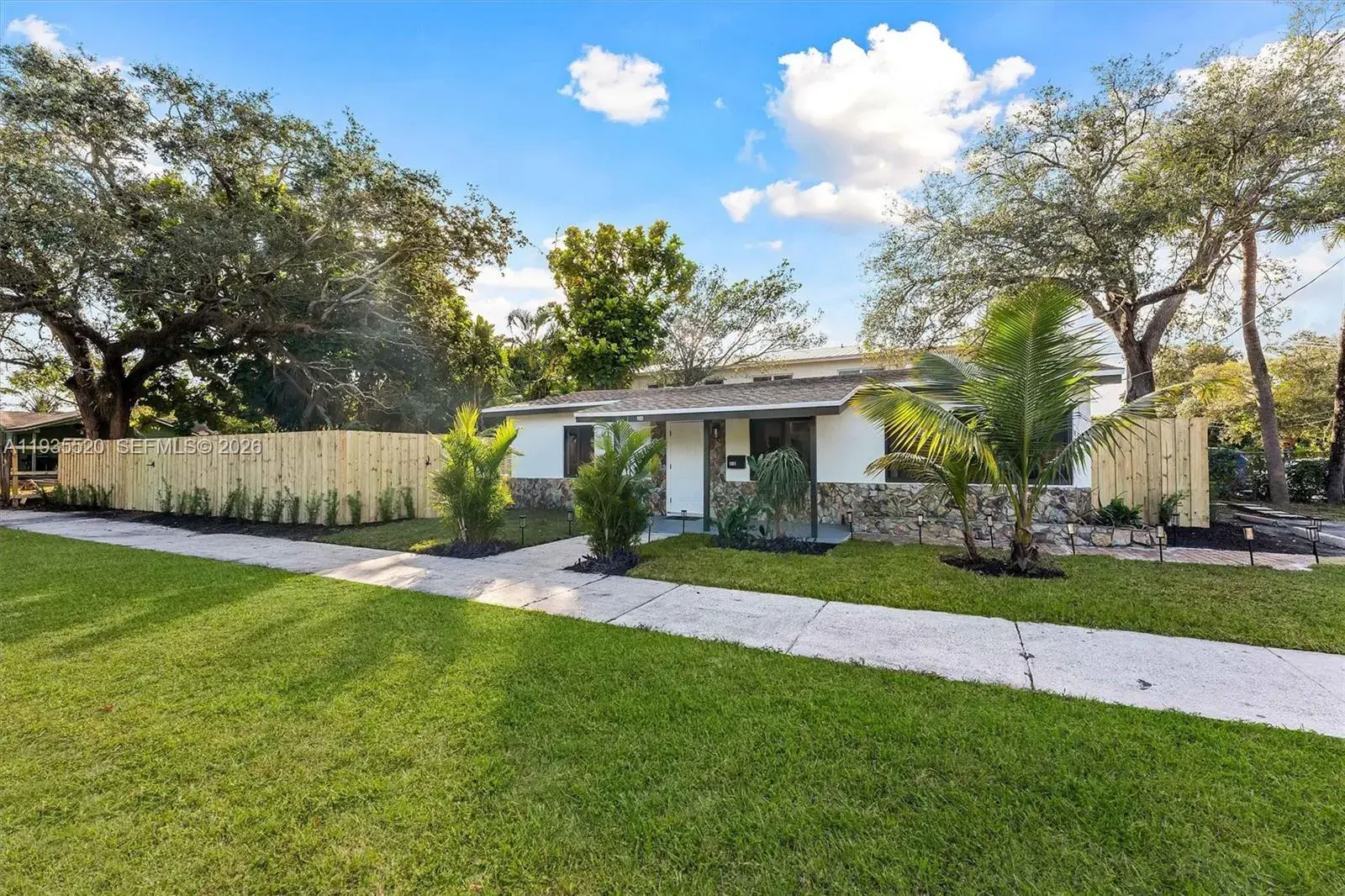 1101 SW 19th Ave, Fort Lauderdale FL 33312