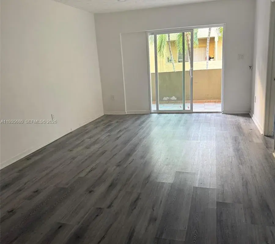 6070 W 18th Ave # 202, Hialeah FL 33012