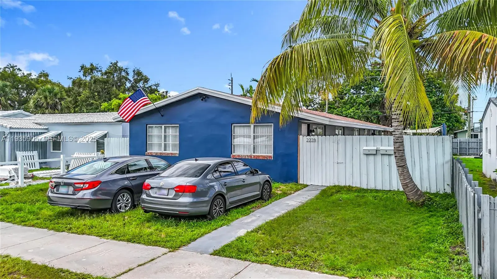 Residential Income for sale at 2223 Liberty St, Hollywood FL 33020
