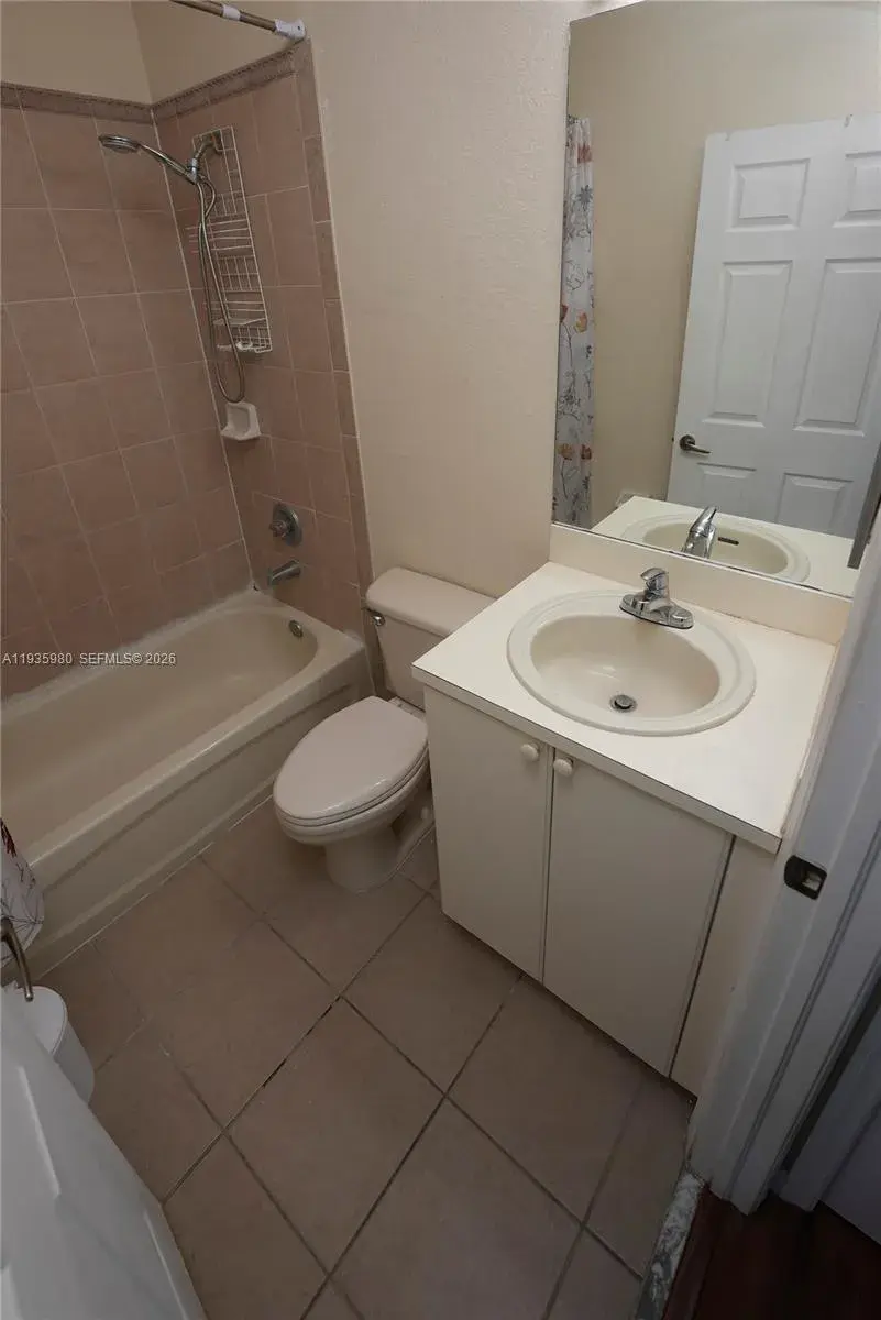 10775 NW 84th St # 31, Doral FL 33178