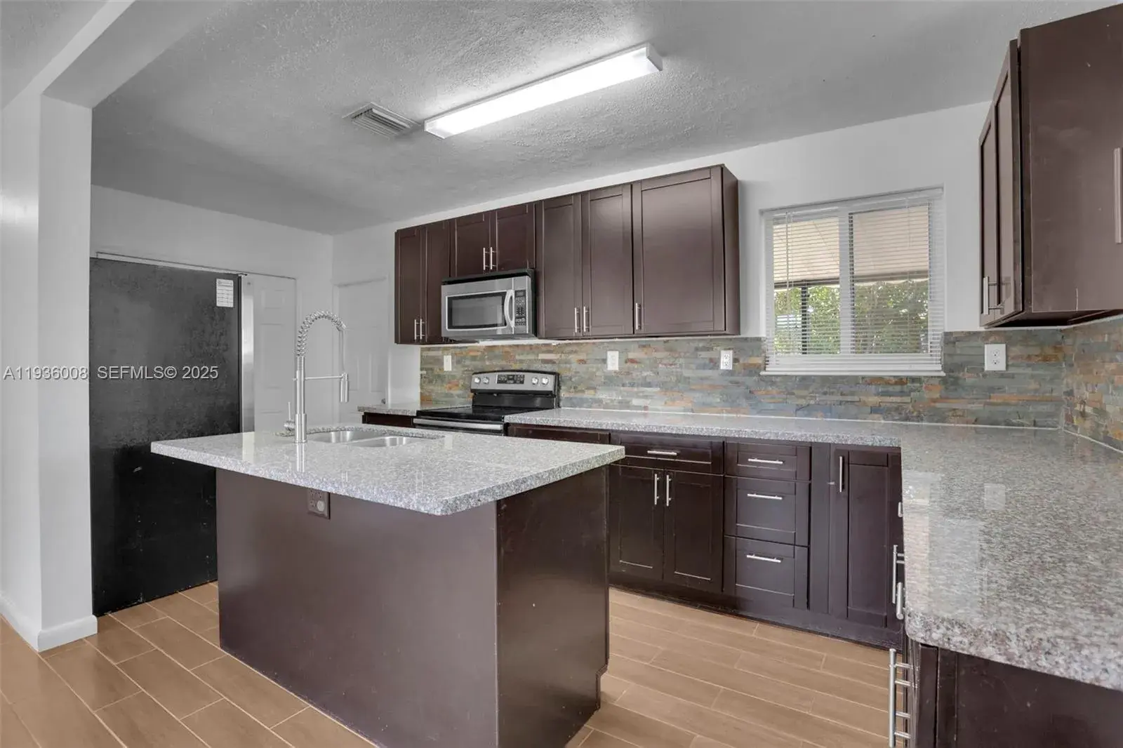 3 bedroom 2 bath Residential Lease for rent at 510 N 69th Ave # 0, Hollywood FL 33024