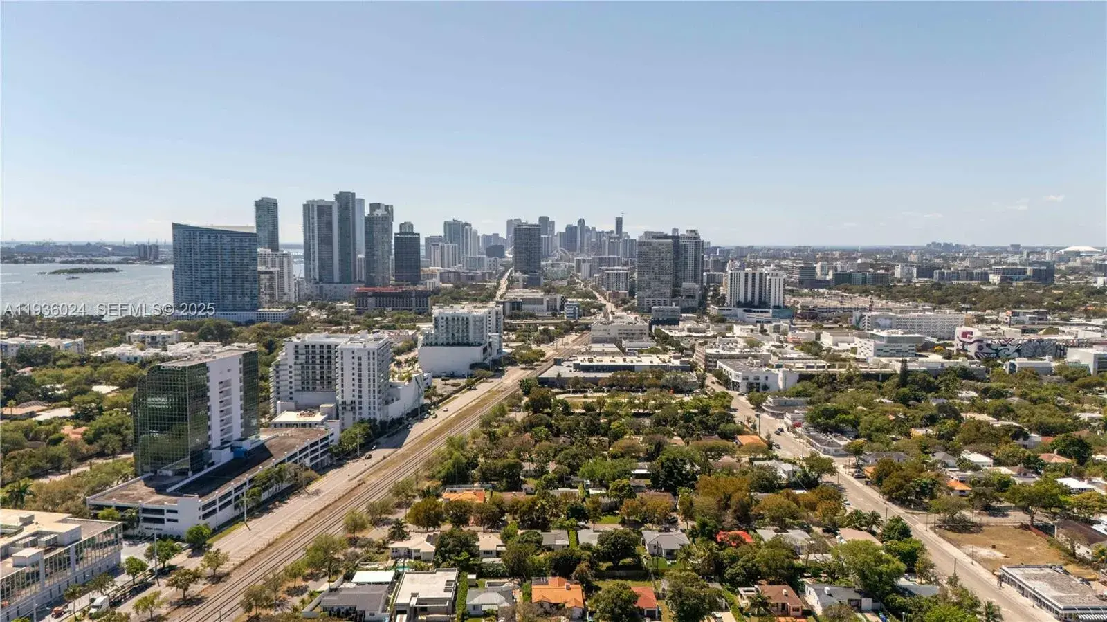 250 NE 48th St, Miami FL 33137