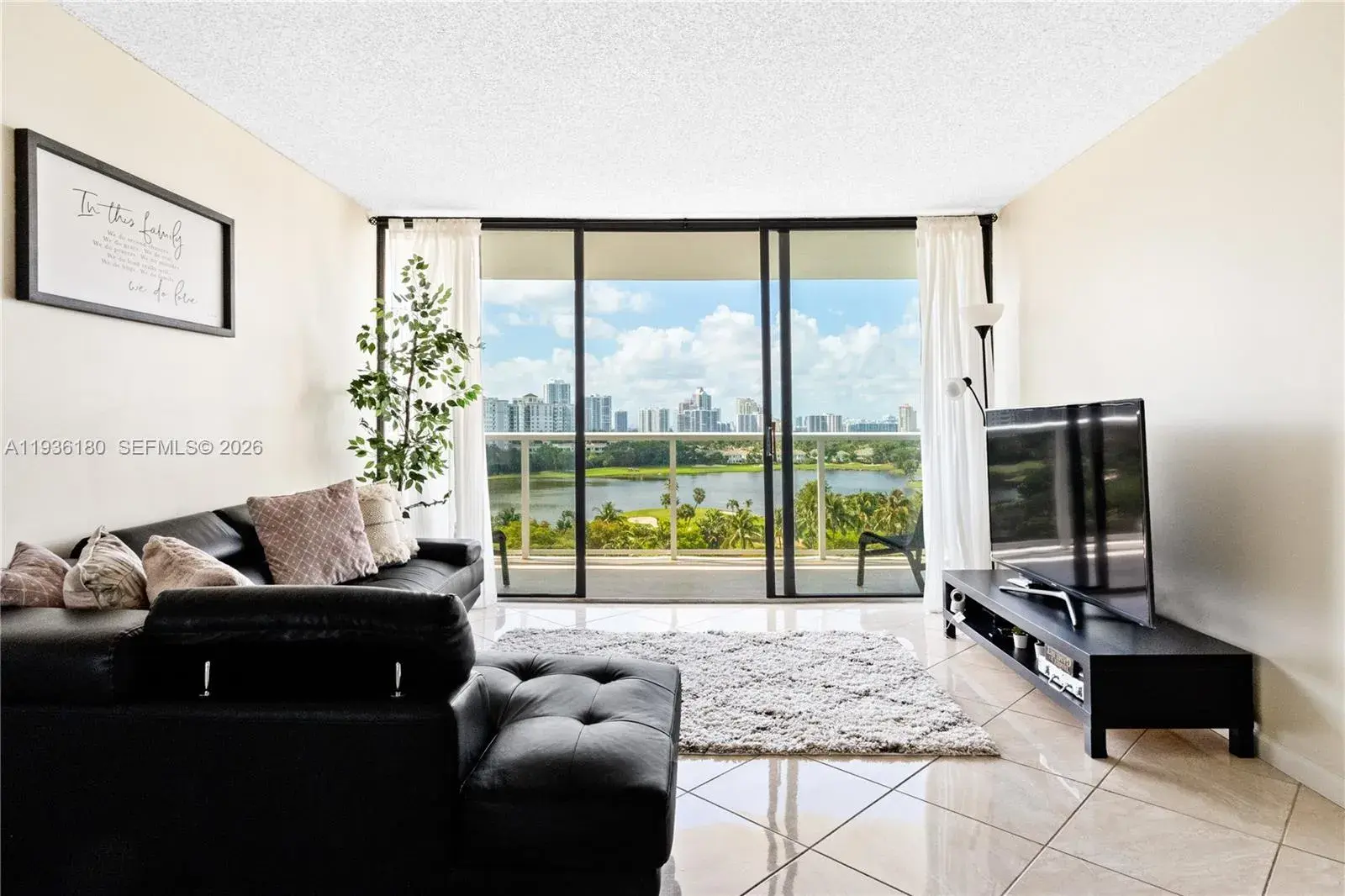 3701 N Country Club Dr # 1004, Aventura FL 33180