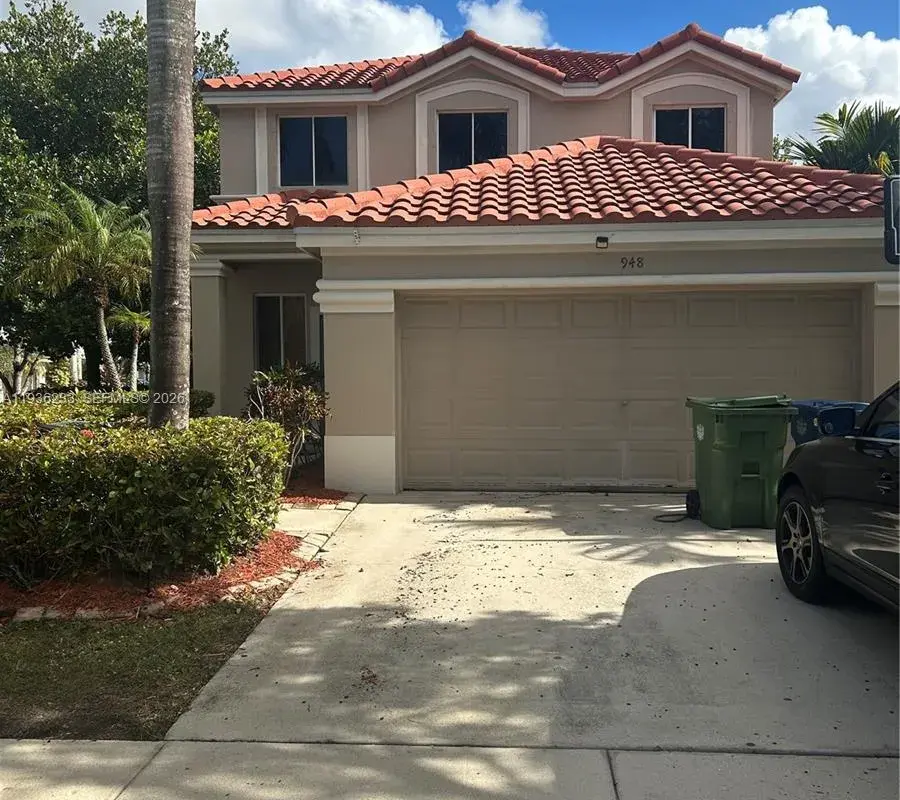 948 NW Phoenix Way, Weston FL 33327
