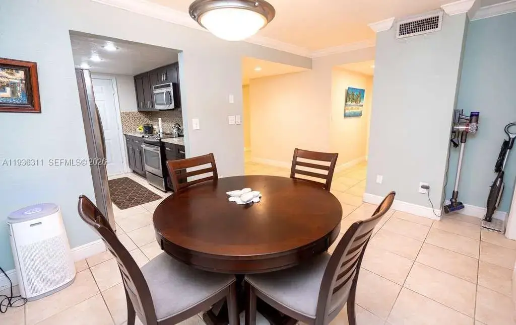 2 bedroom 1 bath Residential for sale at 8600 SW 109th Ave # 114, Miami FL 33173
