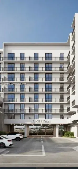 2 bedroom 2 bath Residential Lease for rent at 4465 SE Griffin Rd # 001, Hollywood FL 33314