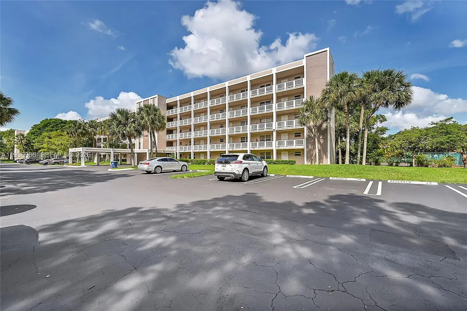 1100 NW 87th Ave # 401, Coral Springs FL 33071