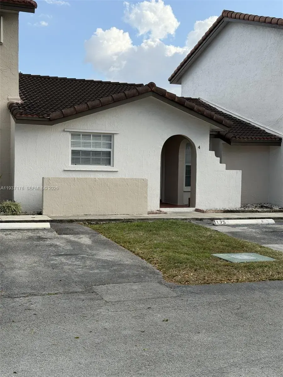 2 bedroom 2 bath Residential for sale at 13551 SW 62nd St # 4 # 155, Miami FL 33183
