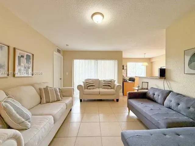 21150 SW 87th Ave # 105, Cutler Bay FL 33189