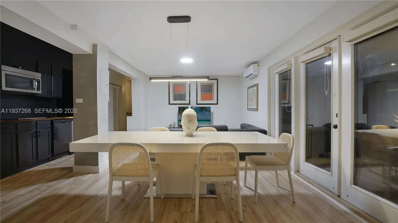 1 bedroom 1 bath Residential Lease for rent at 1645 NE 9th Ave # 2, Fort Lauderdale FL 33305