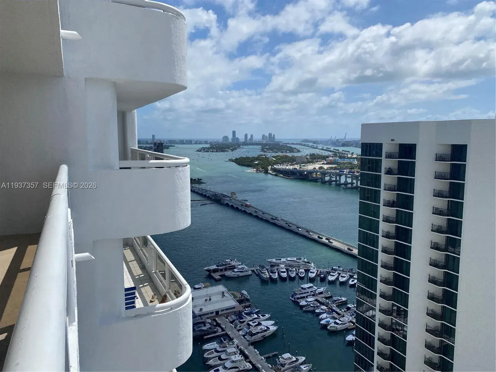 1 bedroom 1 bath Residential Lease for rent at 1717 N Bayshore Dr # 3542, Miami FL 33132