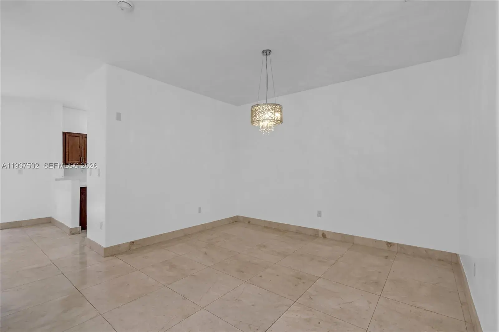 8643 NW 112th Pl, Doral FL 33178