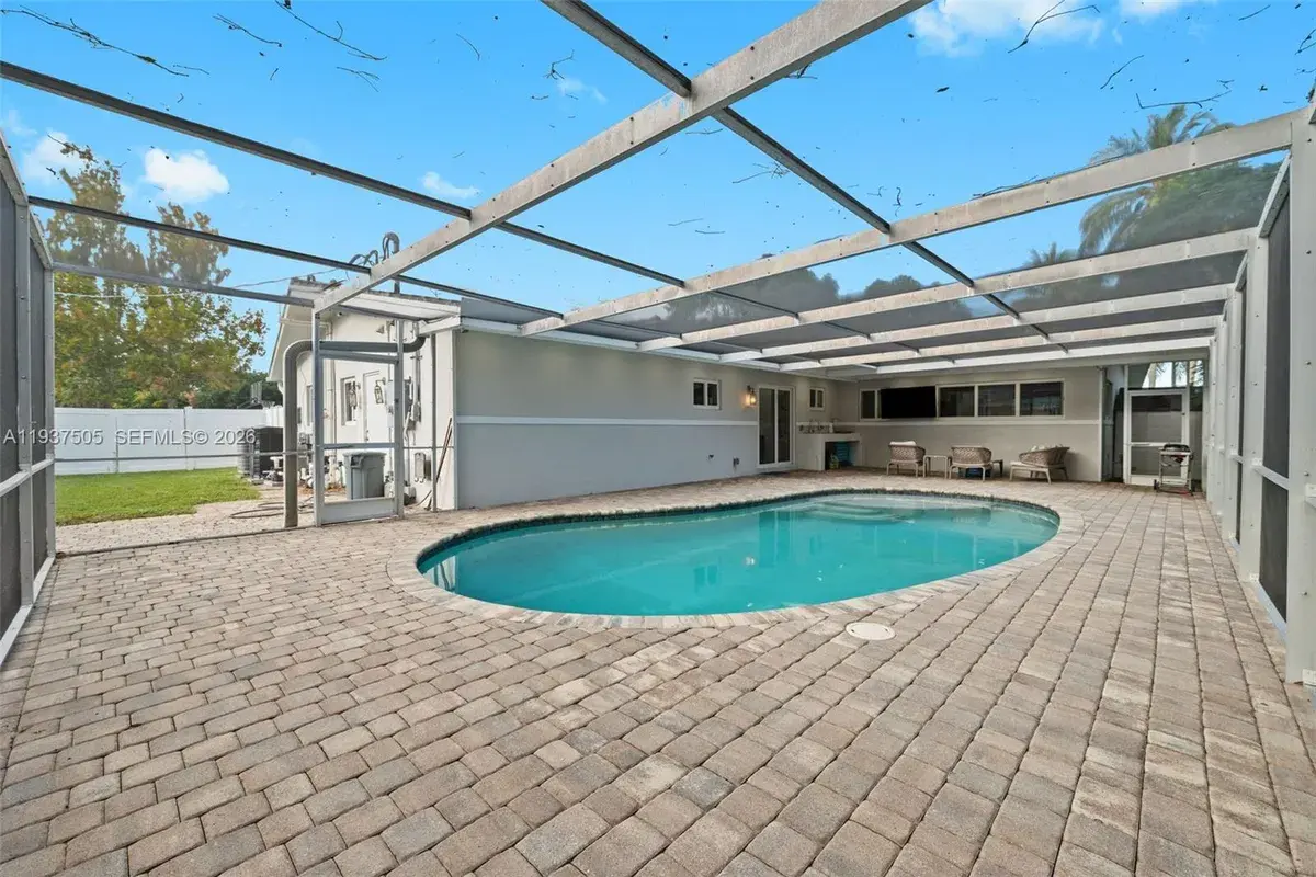 400 SW 62nd Ave, Plantation FL 33317