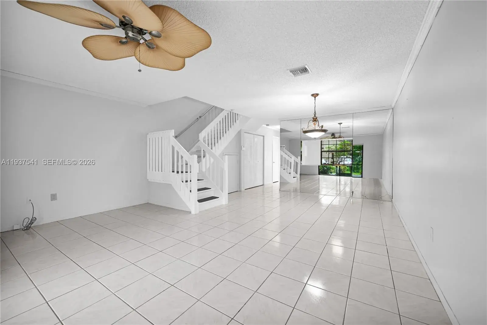 2 bedroom 2 bath Residential for sale at 502 Westree Ln, Plantation FL 33324