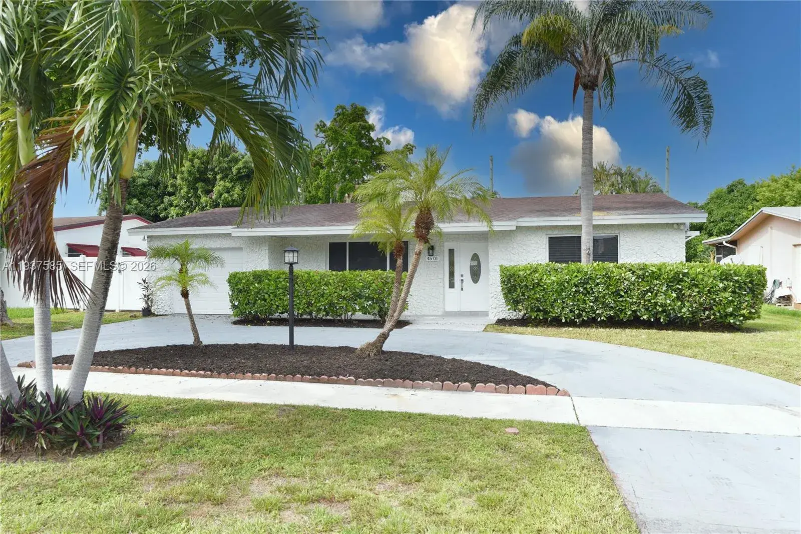 4 bedroom 2 bath Residential for sale at 4501 Jefferson St, Hollywood FL 33021