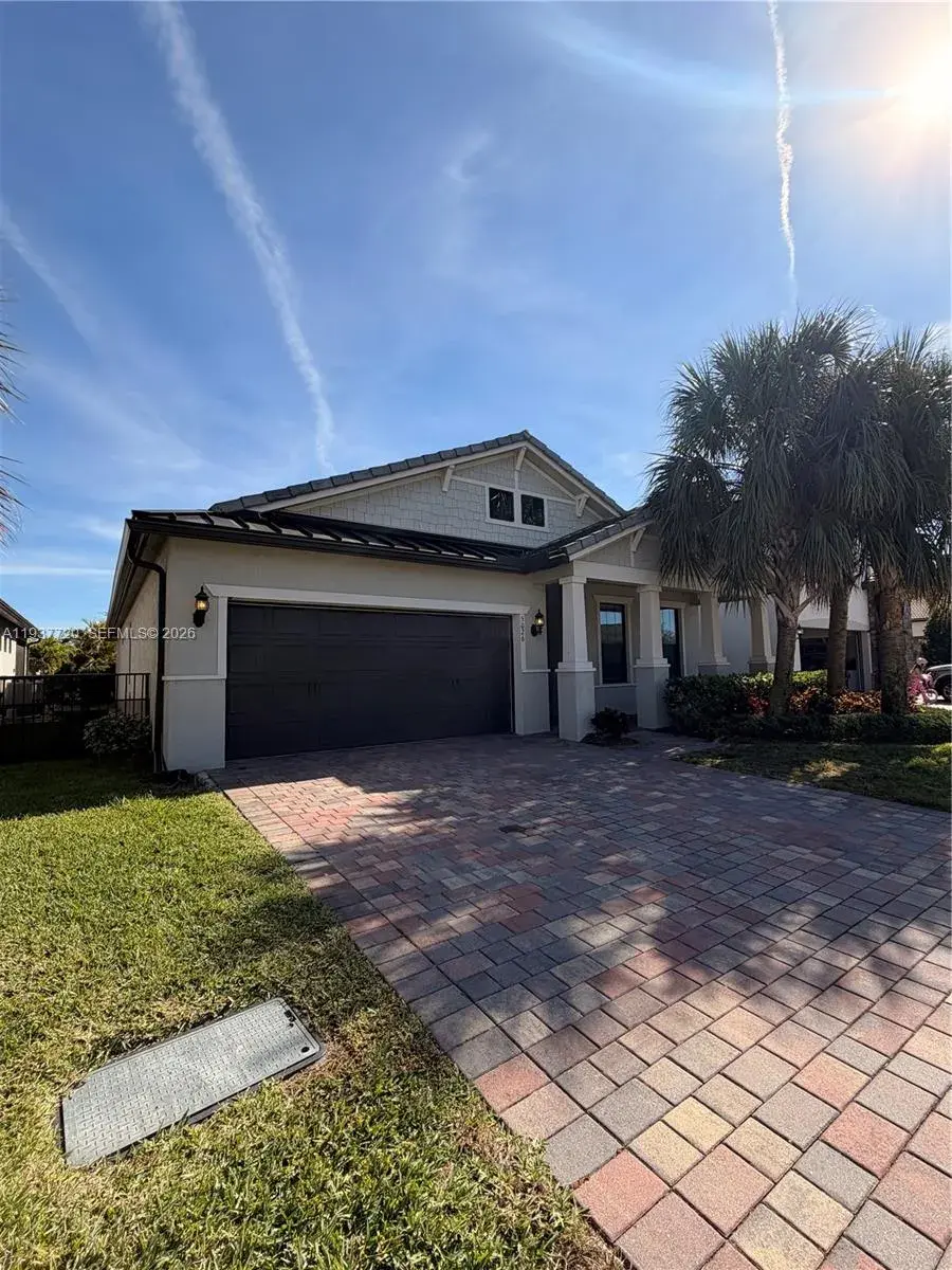 5026 Piaffe Dr, Lake Worth FL 33467