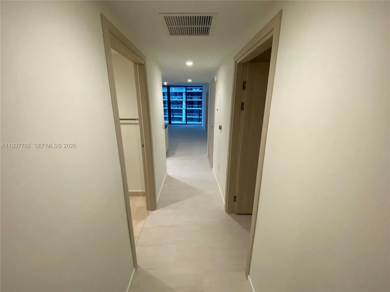 3 bedroom 3 bath Residential for sale at 1000 Brickell Plaza, Miami FL 33131