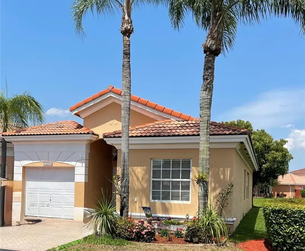 16299 SW 103rd St, Miami FL 33196
